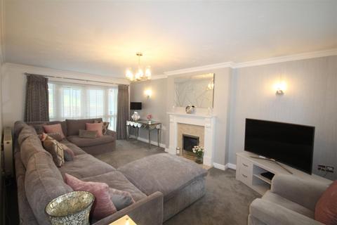 4 bedroom detached house for sale, Valley Road, Colwyn Bay