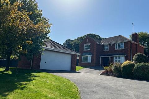 4 bedroom detached house for sale, Valley Road, Colwyn Bay