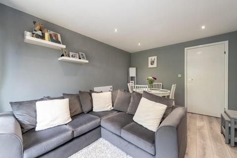 Flat 1, Sycamore Court Morgan Drive, Greenhithe, DA9 9DT