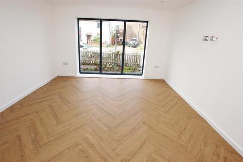 95 Priory Road, Tonbridge, TN9 2BW