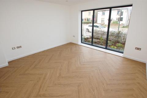 95 Priory Road, Tonbridge, TN9 2BW