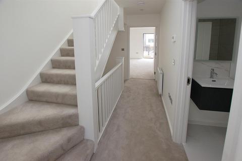 95 Priory Road, Tonbridge, TN9 2BW