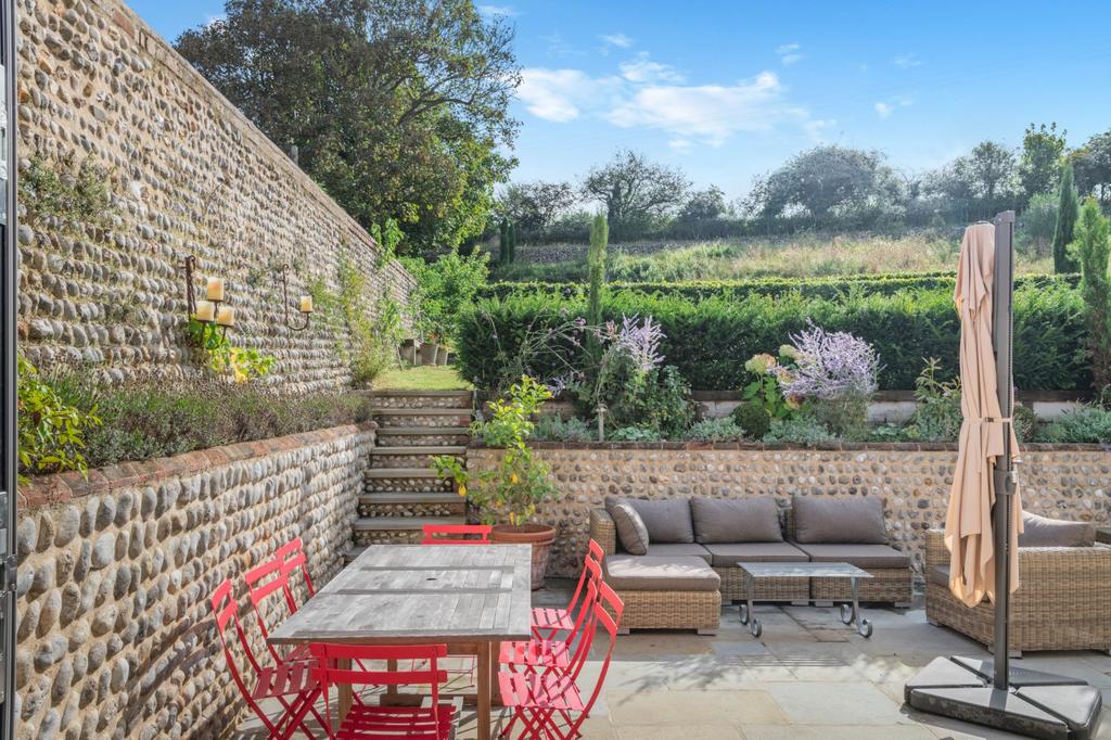 Purdy Street, Salthouse, Holt, Norfolk, NR25 6 bed detached house for