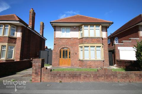 3 bedroom detached house for sale, Lancaster Gate,  Fleetwood, FY7