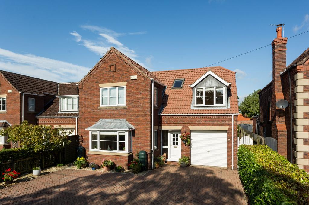 The Green, North Duffield, YO8 4 bed detached house for sale £550,000