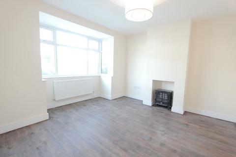 3 bedroom semi-detached house to rent, Cedar Lawn Avenue, Barnet, Hertfordshire, EN5