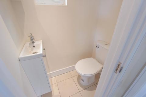 3 bedroom semi-detached house to rent, Cedar Lawn Avenue, Barnet, Hertfordshire, EN5