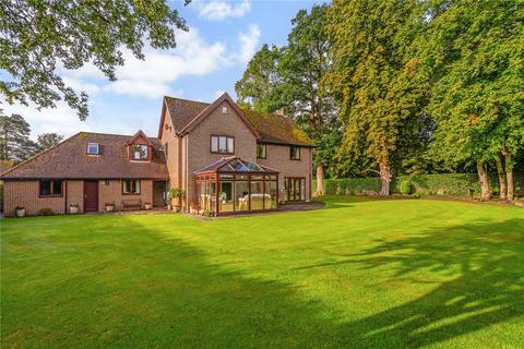 5 bedroom detached house for sale, Grange Gardens, Newbury, Berkshire, RG14