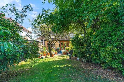 18 Degema Road, Chislehurst, BR7 6HW