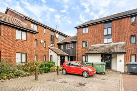 25 Exeter Court, Didcot, OX11 8UH