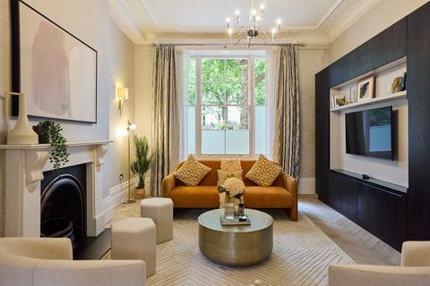 3 bedroom apartment for sale, Kensington Gardens Square, London, W2