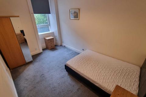 2 bedroom flat to rent, Sauchiehall Street, Westend