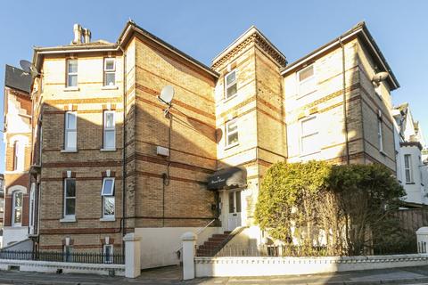 1 bedroom flat for sale, St Michael's Road, West Cliff