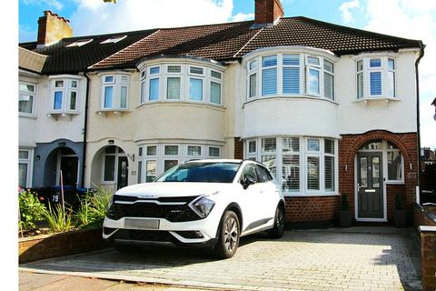 3 bedroom end of terrace house for sale, Tynemouth Drive, Enfield, Middlesex, EN1
