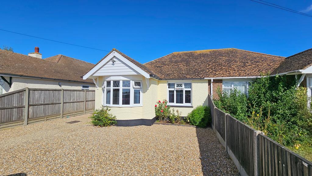 Margate Road, Herne Bay, CT6 7AB 2 bed semidetached bungalow for sale