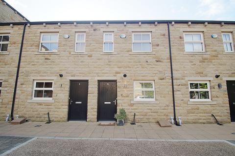 2 bedroom townhouse for sale, Bowler Way, Greenfield OL3