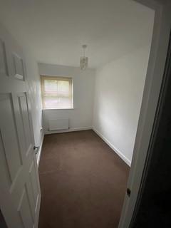 9 Bowler Way, Greenfield, Oldham, OL3 7FQ