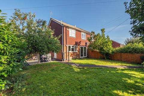 45 Liphook Road, Haslemere, GU27 1NL
