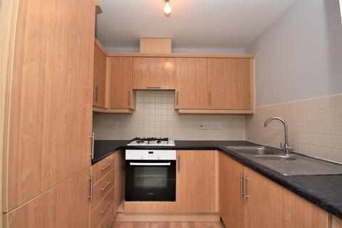 2 bedroom apartment to rent, Circular Road East, Colchester, Essex, CO2