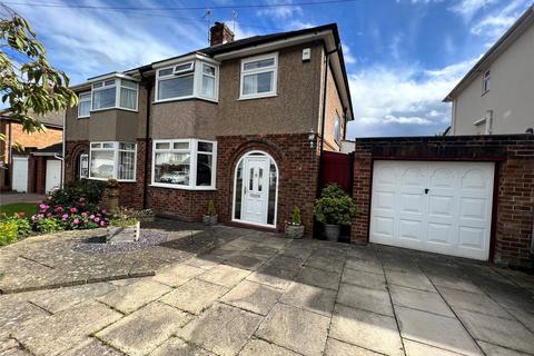 3 bedroom semi-detached house for sale - Neale Drive, Wirral, Merseyside, CH49