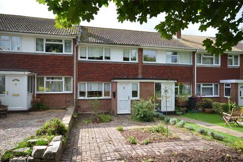 3 bedroom terraced house for sale, Buttermer Close, Wrecclesham, Farnham, Surrey, GU10