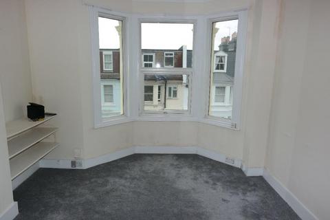 2 bedroom maisonette to rent, Vere Road, Brighton BN1