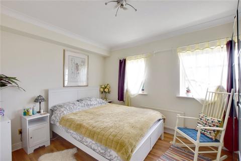 2 bedroom apartment to rent - Gilbert Close, Shooters Hill, London, SE18
