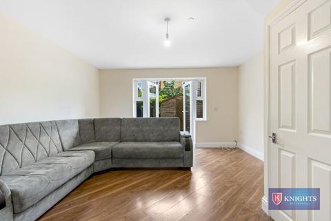 2 bedroom end of terrace house for sale - Vicarage road , London, N17