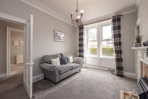 2 bedroom flat for sale - 94 (MD) Temple Park Crescent, Edinburgh, EH11