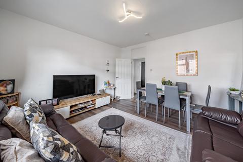 Flat 8, Martin House Wyvil Road, London, SW8 2SZ