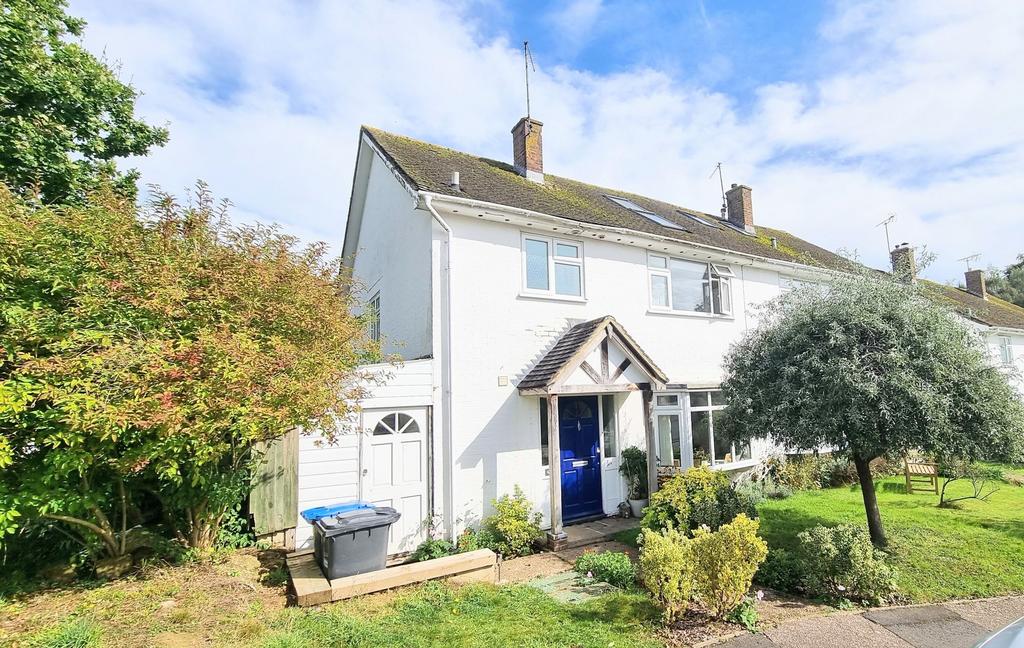 Finches Gardens, Lindfield, RH16 5 bed semidetached house for sale £