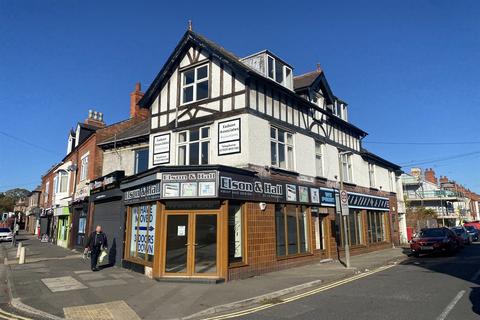 Retail property (high street) to rent, 70 Derby Road, Long Eaton, NG10 4LB