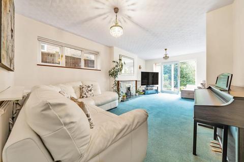 4 bedroom detached house for sale - Northwood,  Middlesex,  HA6