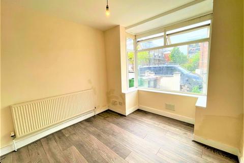 1 bedroom apartment for sale - Skeltons Lane, London E10