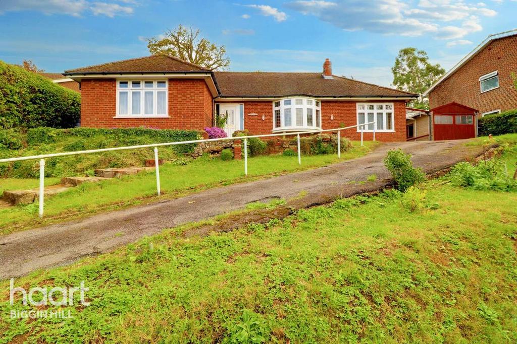 Hillcrest Road, Biggin Hill 4 bed detached bungalow for sale £550,000