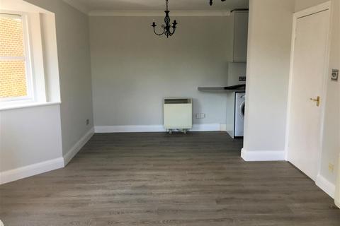 2 bedroom apartment to rent, Gloucester Court, Moorfield Road, Denham Green