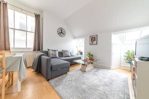 2 bedroom apartment to rent, Blenheim Park Road, South Croydon, CR2