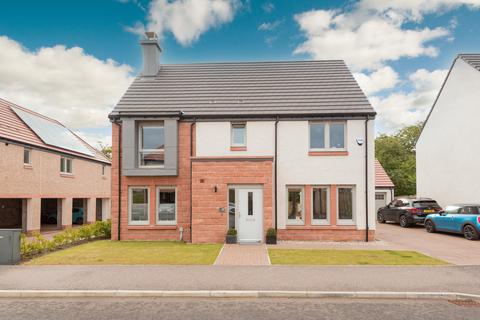 4 bedroom detached house for sale - 39 College Way, Gullane, East Lothian, EH31 2BY