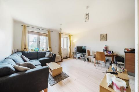 2 bedroom flat for sale, High Wycombe,  Buckinghamshire,  HP13