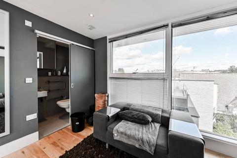 2 bedroom flat to rent, Rufford Mews, Islington, London, N1