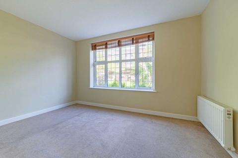 1 bedroom apartment to rent, Ashley Road, Epsom