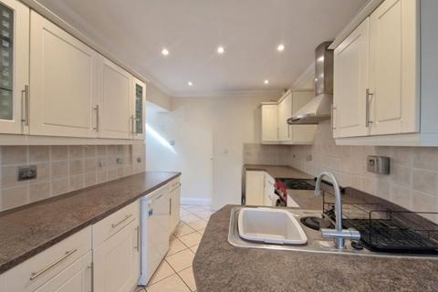 3 bedroom semi-detached house to rent, Winnersh, Wokingham, Berkshire
