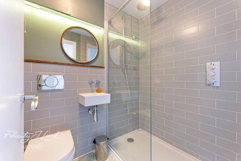 Flat 1, 220 Mare Street, London, E8 3RD