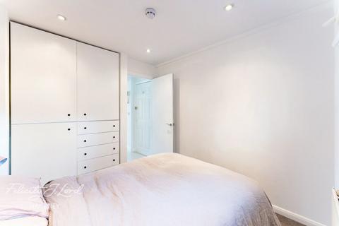 Flat 1, 220 Mare Street, London, E8 3RD