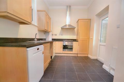2 bedroom flat for sale, Old Town/Quay