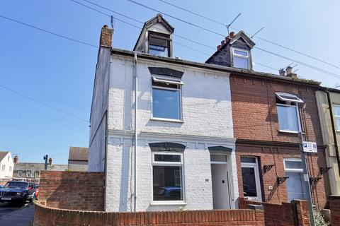 3 bedroom end of terrace house to rent, Lowestoft, NR32