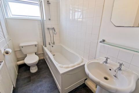 3 bedroom end of terrace house to rent, Lowestoft, NR32