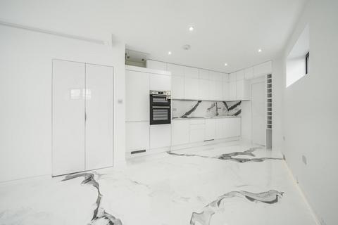 3 bedroom terraced house for sale - Gresham Road, Brixton