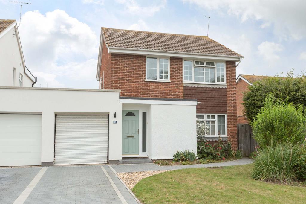 Harrow Dene, Broadstairs, CT10 3 bed detached house for sale £425,000