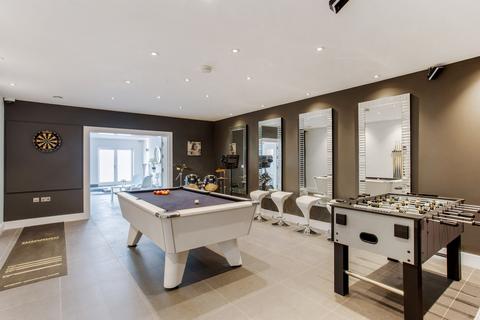 6 bedroom detached house for sale - Heath Lane
